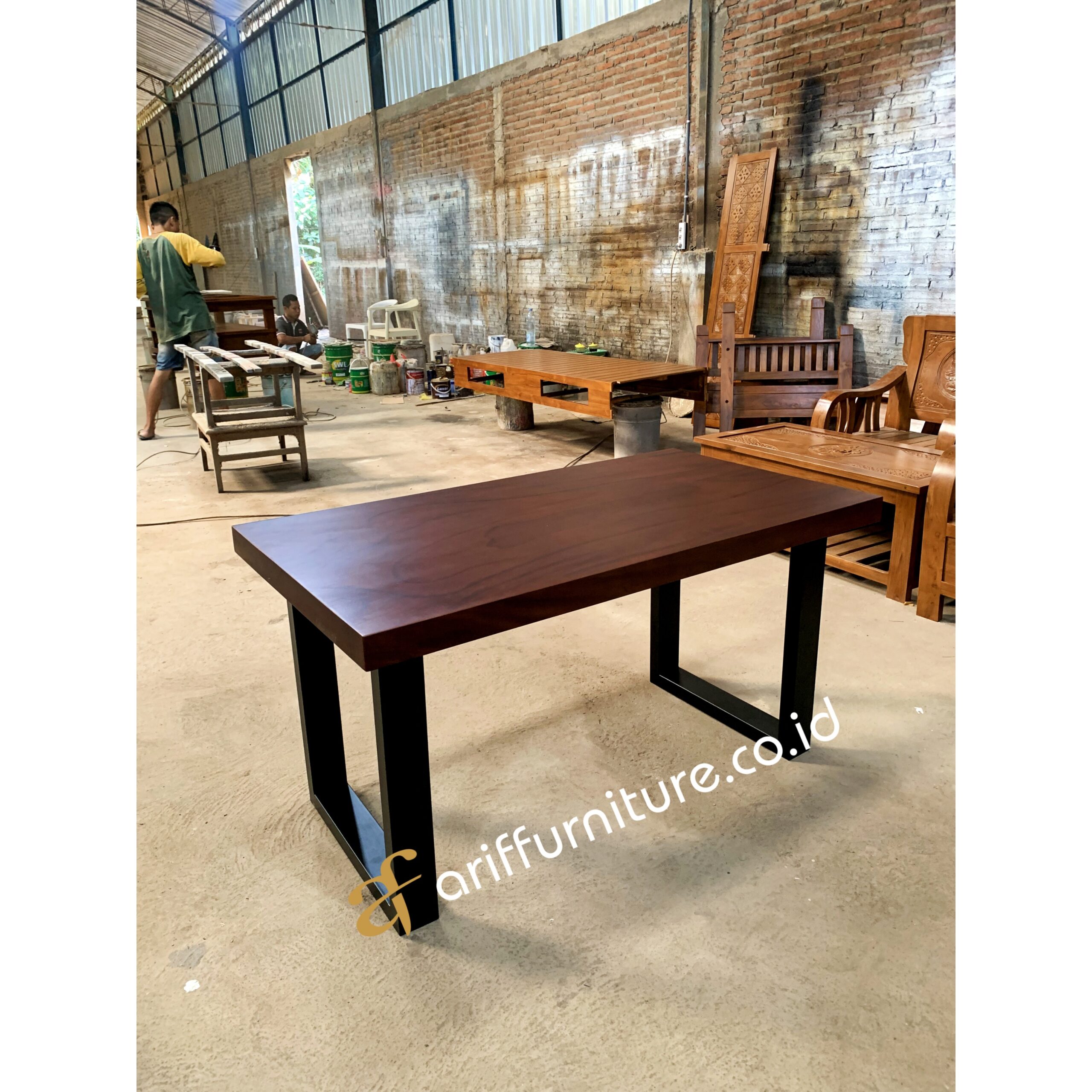 Meja Makan Minimalis Custom Kayu Solid Arif Furniture Jepara